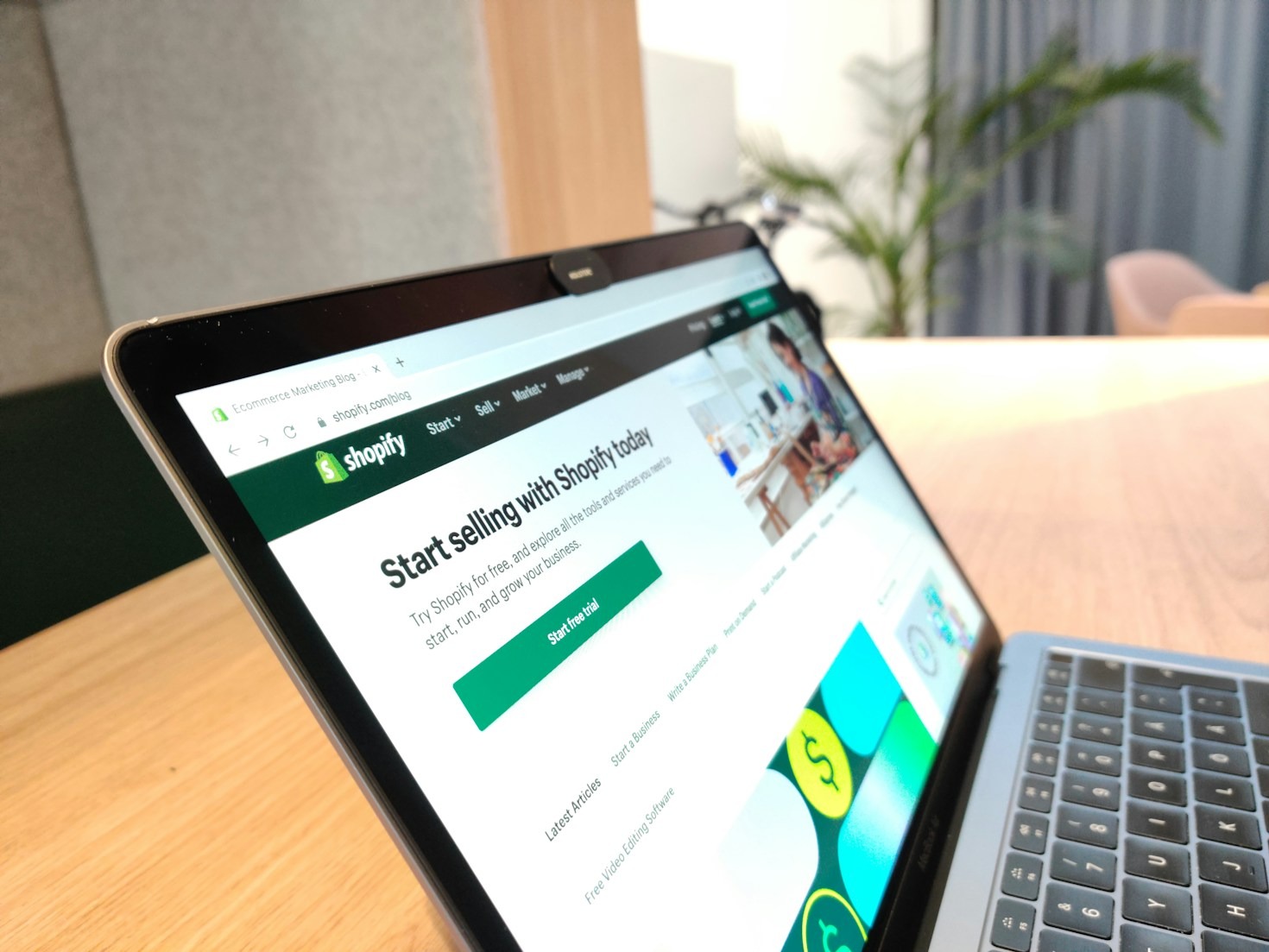 Emerging Patterns in E-Commerce Transactions