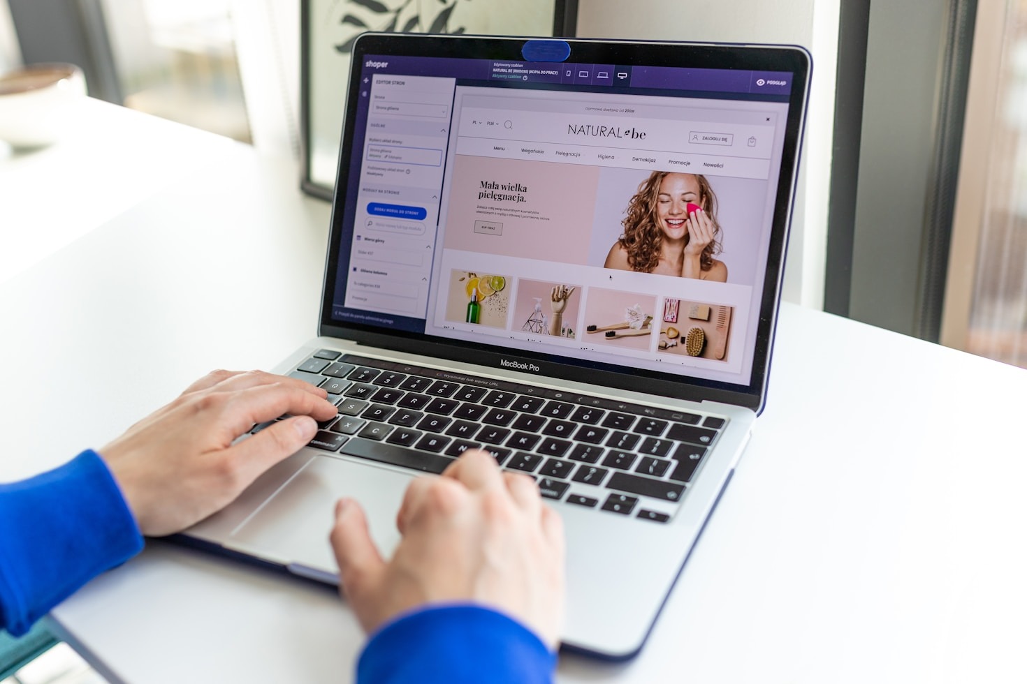 Forecasting the Future of Online Sales Markets